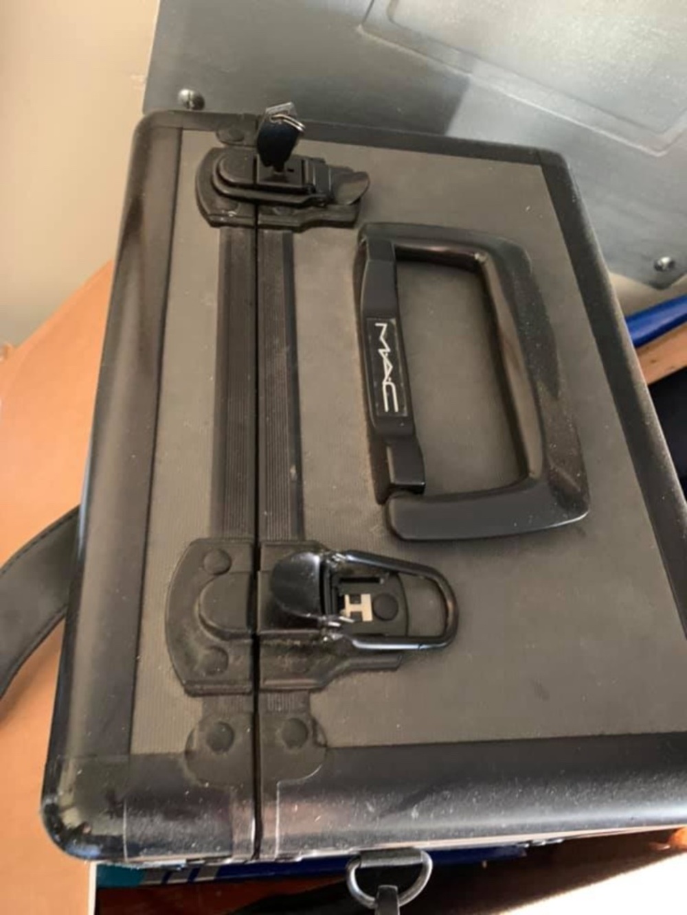 MAC train case discontinued